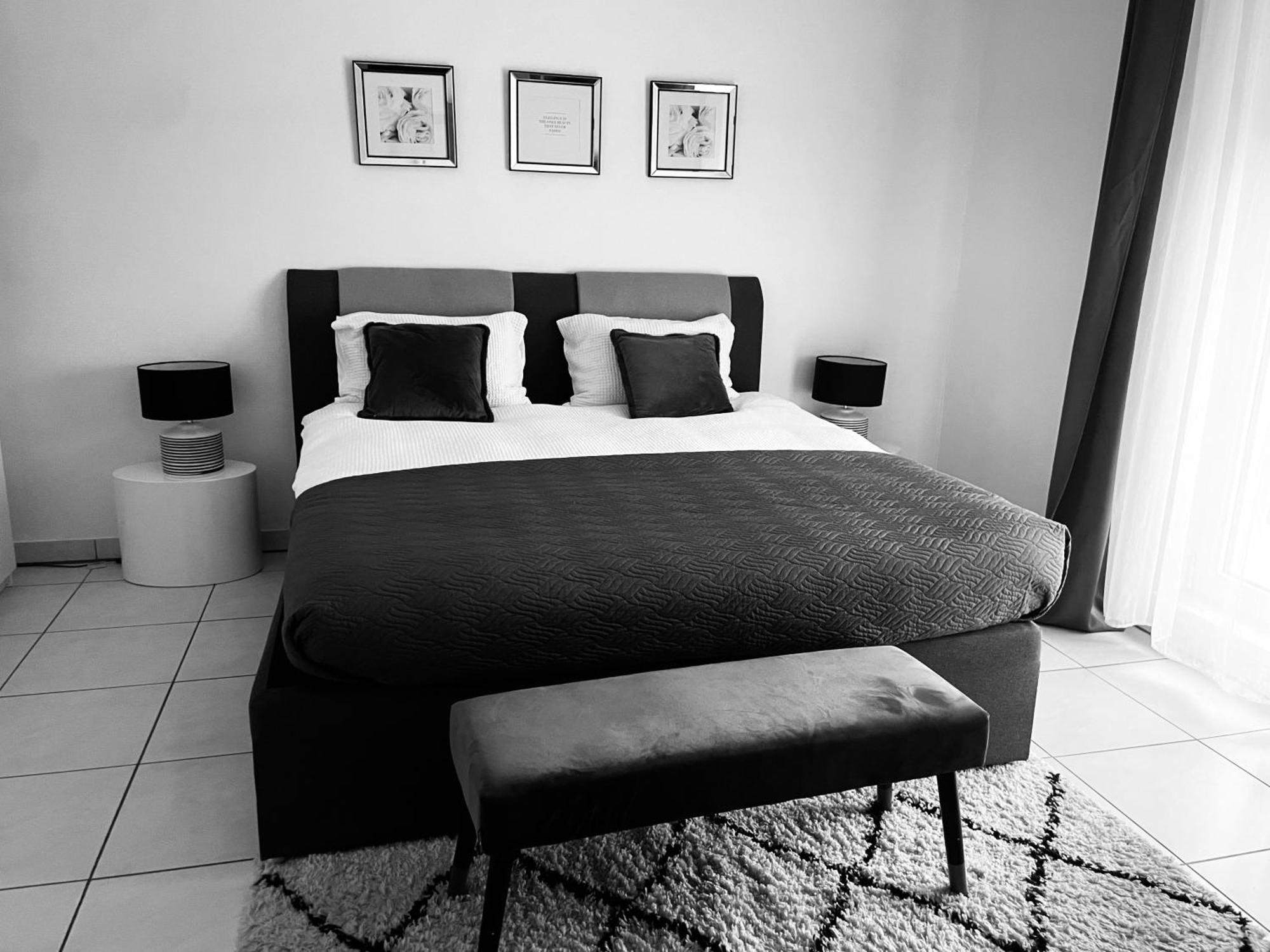 Luxury Penthouse Apartment With 3 Balconies -2 Bedrooms -Petrus View & Parking Luxembourg Exterior photo